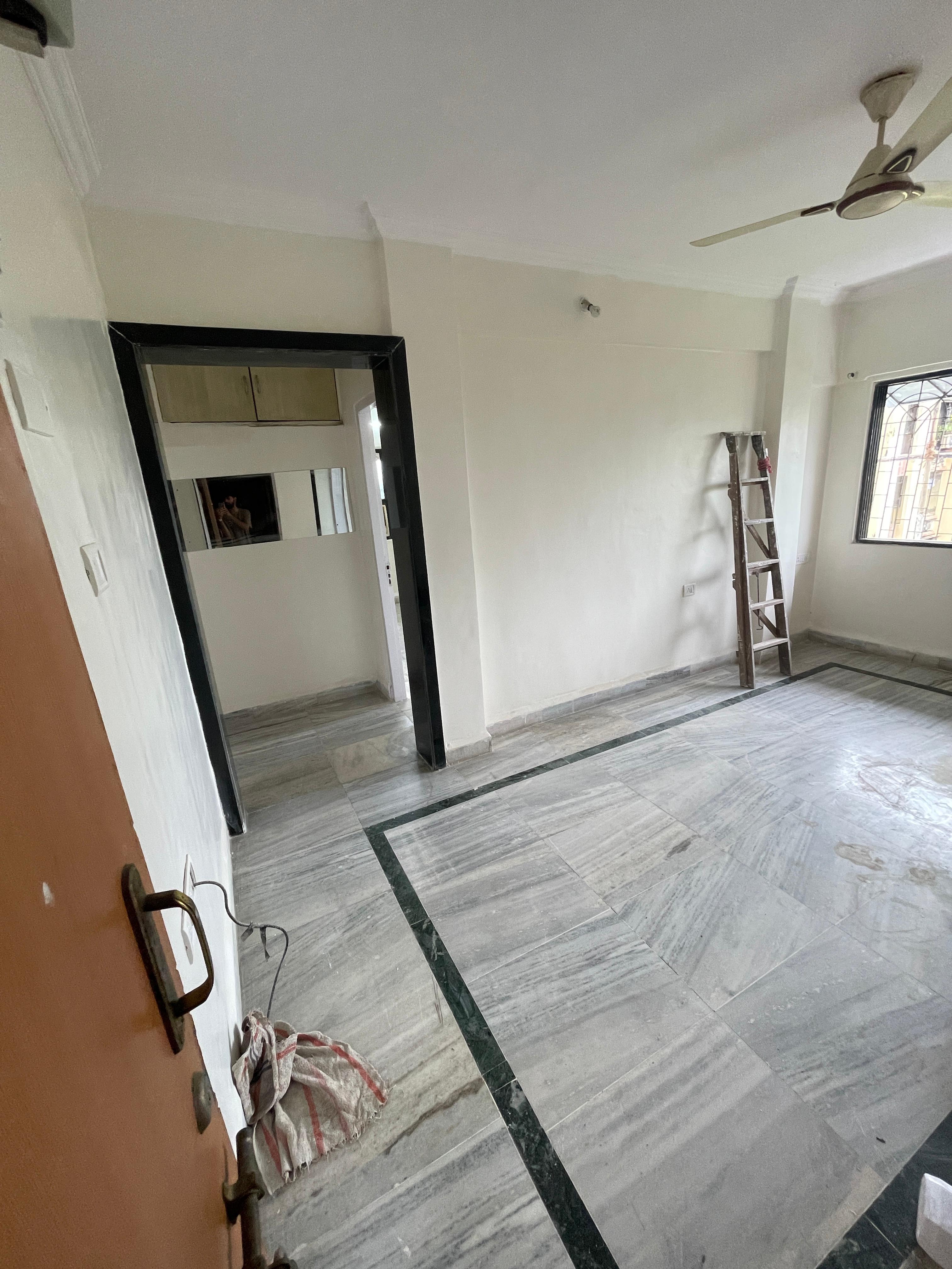 2 BHK 850 Sq.Ft. Apartment in Sai Baba Complex Goregaon