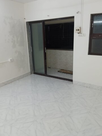 Room in 2 BHK Apartment at Sai Deep CHS Goregaon West, Goregaon West – for Rent