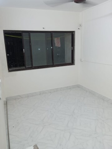 Room in 2 BHK Apartment at Sai Deep CHS Goregaon West, Goregaon West – for Rent