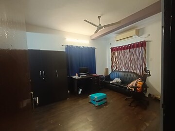 Living Room in 3 BHK Apartment at Capricorn Jewels, New Alipore – for Sale