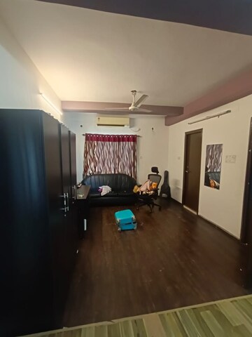 Room in 3 BHK Apartment at Capricorn Jewels, New Alipore – for Sale