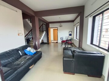 Living Room in 3 BHK Apartment at Capricorn Jewels, New Alipore – for Sale