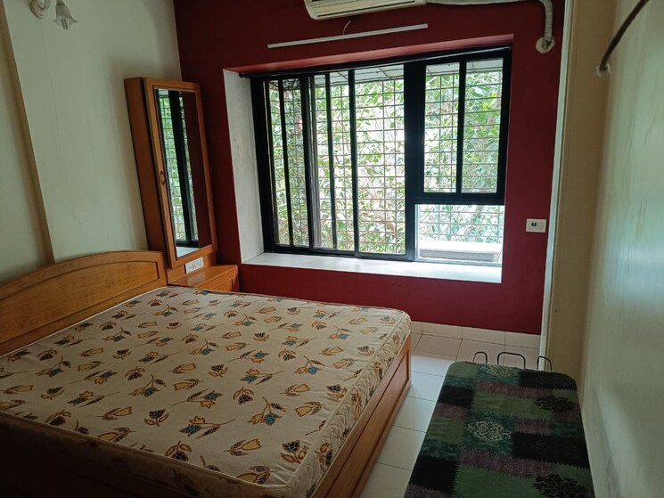Bedroom, lake-bloom 1 Bedroom 600 Sq.Ft. Apartment In Powai Mumbai 9108496