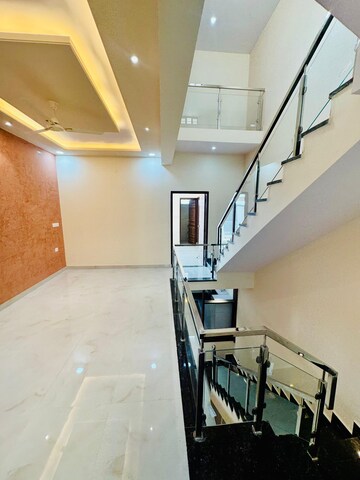 Staircase in 4 BHK Apartment at Mansarovar Extension – for Rent