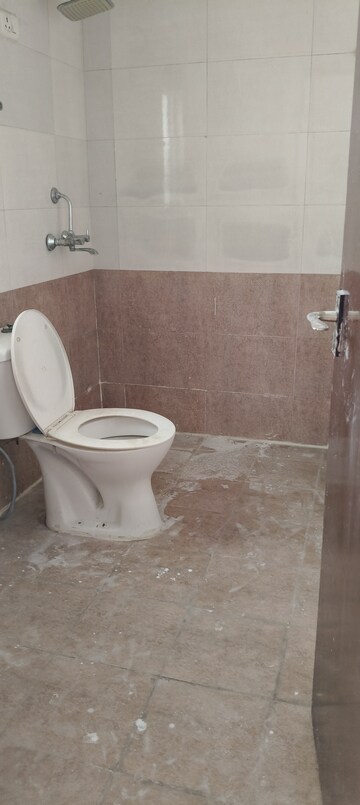 Bathroom in 2.5 BHK Apartment at Gaur City-2, Gaur City 2 – for Rent