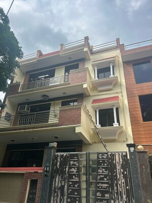 6 BHK Independent House For Sale in Sector 41
