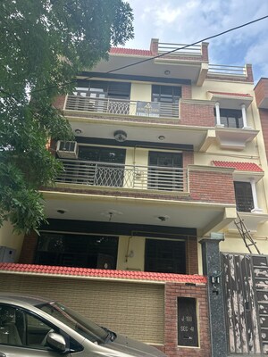 6 BHK Independent House – Exterior View View at Sector 41 - for Sale