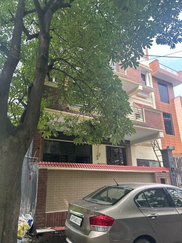 6 BHK Independent House – Exterior View View at Sector 41 - for Sale