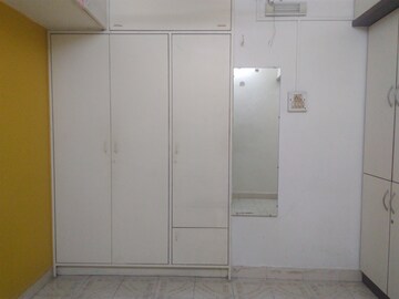 Room in 1 BHK Apartment at Kapare Garden, Anand Nagar Chinchwad – for Rent