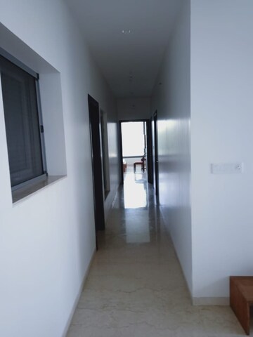  3 BHK Apartment at Oberoi Realty Esquire, Goregaon East – for Sale