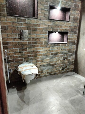 Bathroom in 3.5 BHK Apartment at Saket – for Rent
