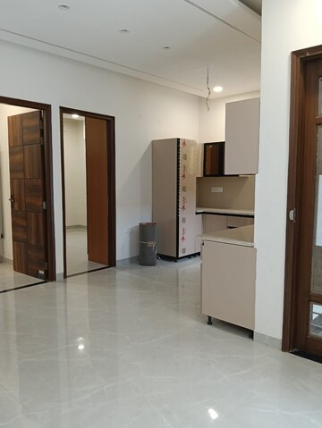 Room in 3 BHK Independent House at Dhakoli – for Sale