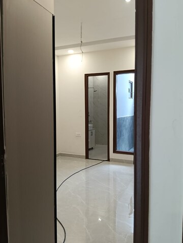 Room in 3 BHK Independent House at Dhakoli – for Sale