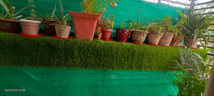 Garden, sector 23 dwarka 4 Bedroom 1100 Sq.Ft. Apartment In Sector 23 Dwarka Delhi 9108658