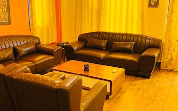 Office Space For Rent in Gaur City Mall, Sector 4 Greater Noida