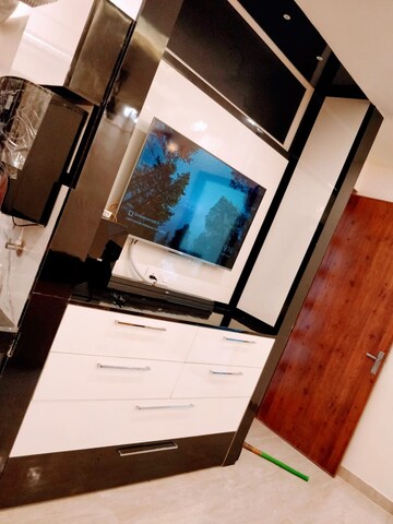 Room in 3 BHK Apartment at Dhakoli – for Sale