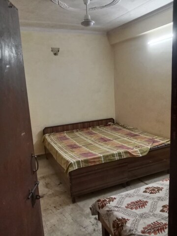 Bedroom in 2 BHK Builder Floor at Govindpuri – for Rent