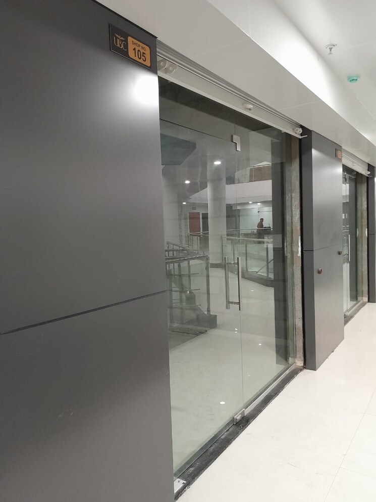 Room, tribute-ultima-business-center Commercial Office Space 236 Sq.Ft. In Kondhwa Budruk Pune 9103810