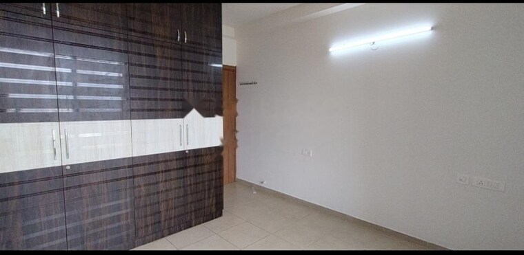 Room, bhartiya-nikoo-homes 3.5 Bedroom 1000 Sq.Ft. Apartment In Thanisandra Main Road Bangalore 9108715