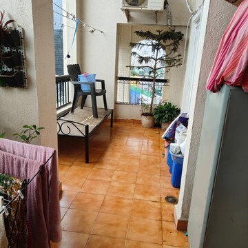 Room in 2 BHK Apartment at Kharadi – for Rent