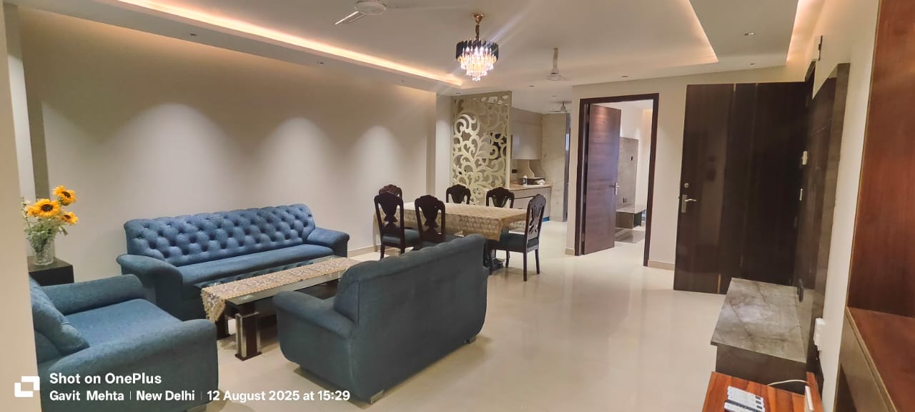 4 BHK + Pooja Room,Servant Room,Study Room,Extra Room Apartment For Rent in Saket