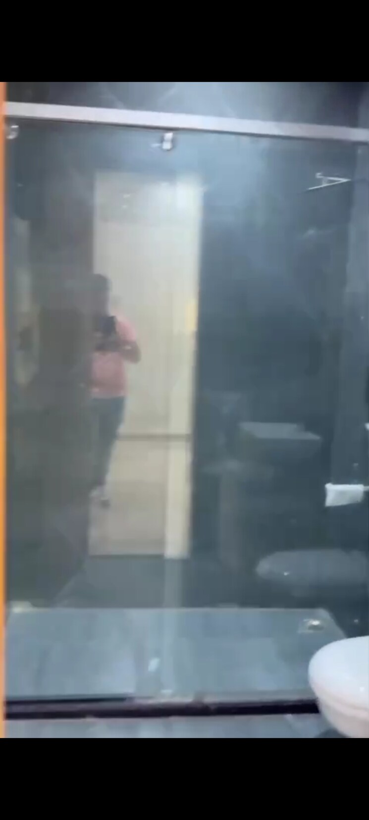 Bathroom, yojana vihar 3 Bedroom 2001 Sq.Ft. Builder Floor In Yojana Vihar Delhi 9108837