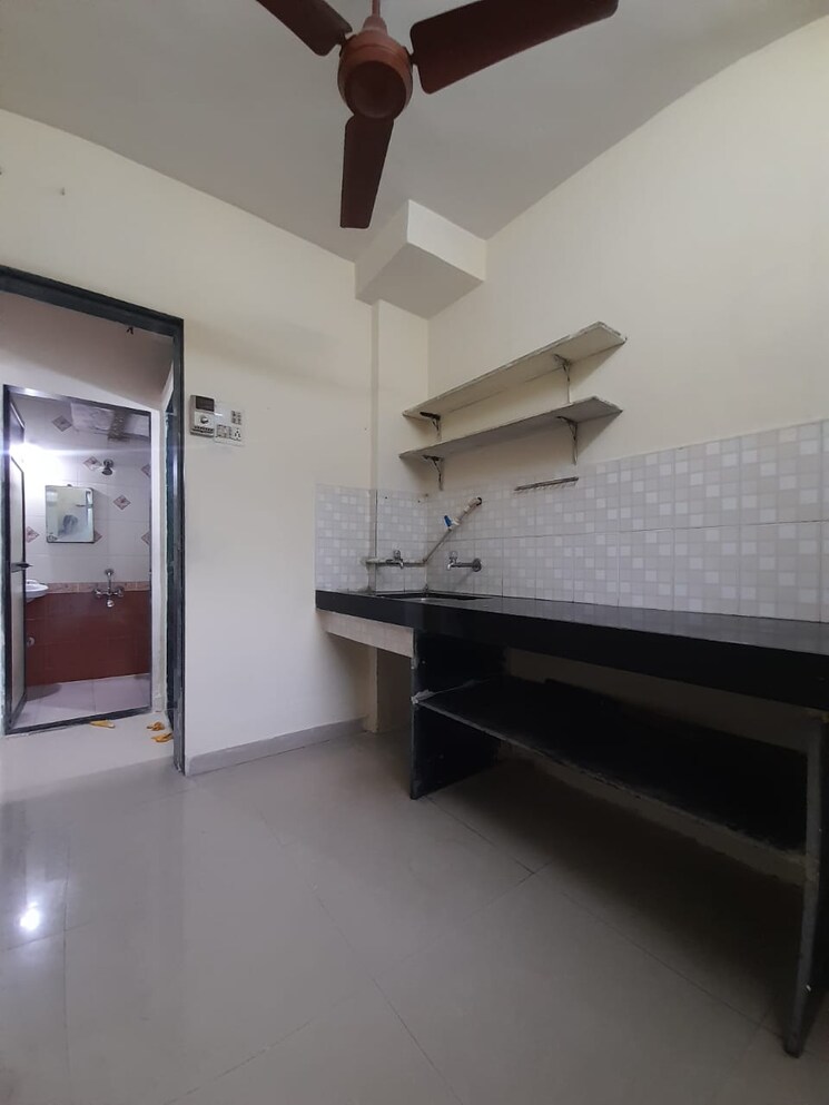 Kitchen, malad east 1 RK 300 Sq.Ft. Apartment In Malad East Mumbai 9108782