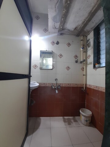 Bathroom in 1 RK Apartment at Malad East – for Rent