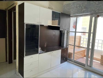 Room in 3 BHK Apartment at Trishala Luxor Apartments, Kondapur – for Rent
