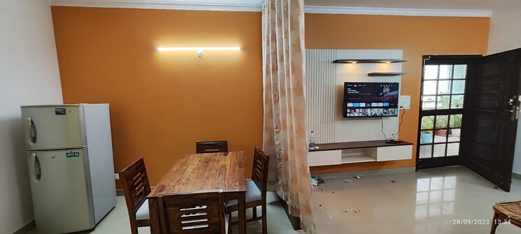 Room, gomti nagar 3 Bedroom 1650 Sq.Ft. Apartment In Gomti Nagar Lucknow 9108822