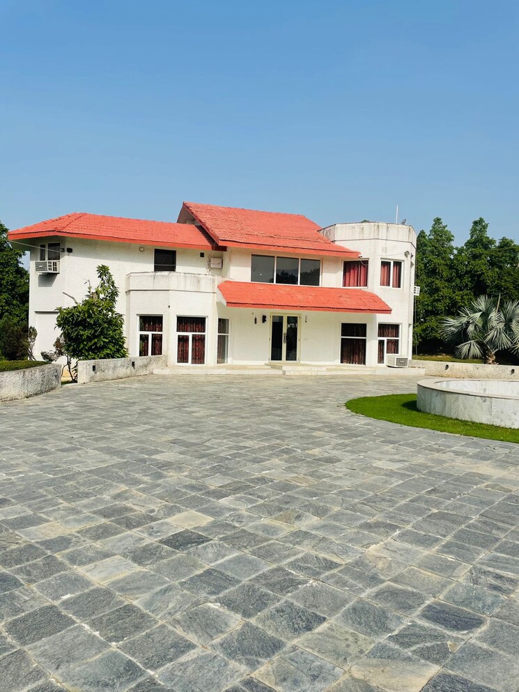 Exterior View, risland-sky-mansion 4 Bedroom 7000 Sq.Ft. Villa In Chattarpur Delhi 9108804