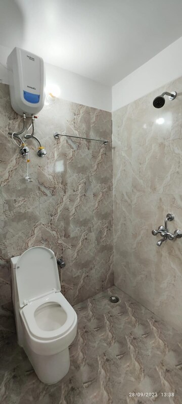 Bathroom in 3 BHK Apartment at Gomti Nagar – for Rent