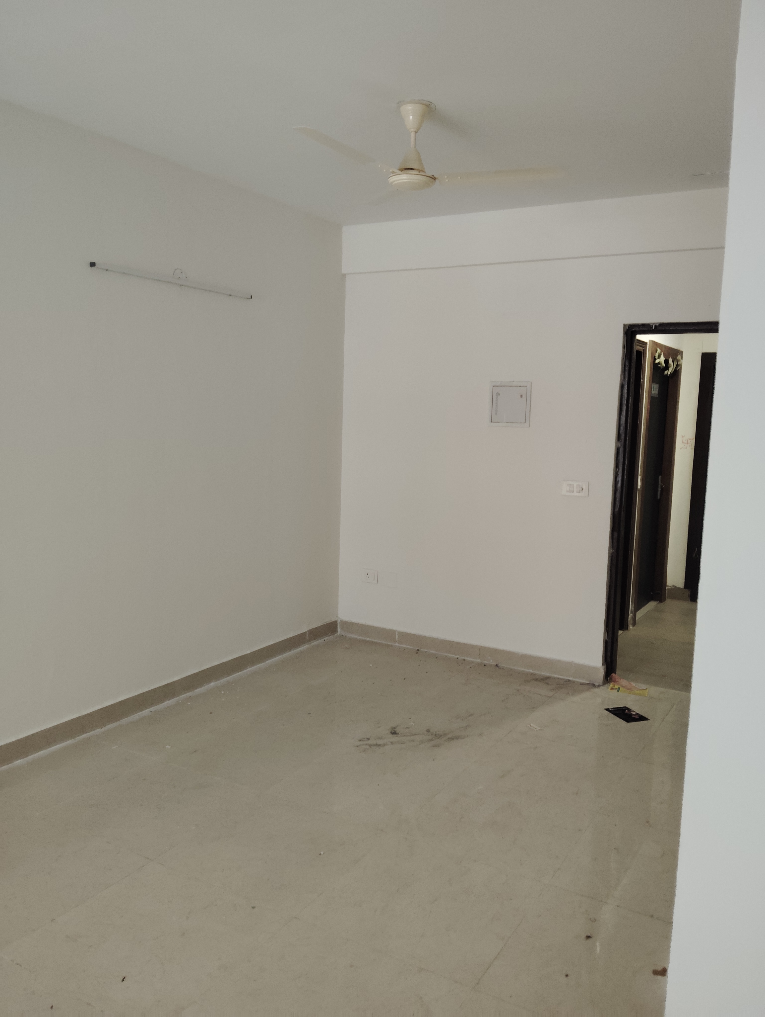 2 BHK Apartment For Sale in Signature Global Proxima Phase 2
