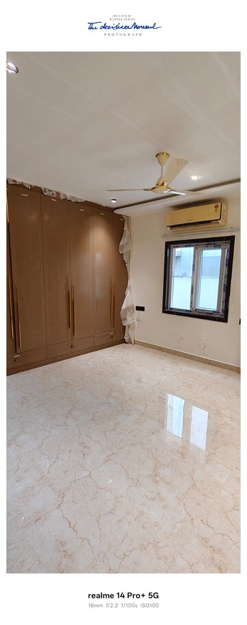 Room in 4 BHK Villa at Manikonda – for Sale
