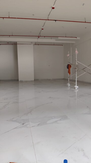 Room in  Showroom at Andheri West – for Rent