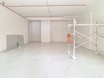 Room in  Showroom at Andheri West – for Rent