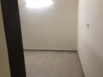 Room in 2 BHK Apartment at Parshwa Vihar, Vadgaon Budruk – for Rent