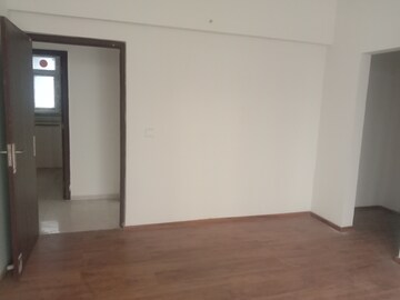 Room in 3 BHK Builder Floor at Ambika Florence Park, North Mullanpur – for Sale