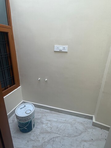 Furnished Amenities in 2 BHK Independent House at Gomti Nagar – for Sale