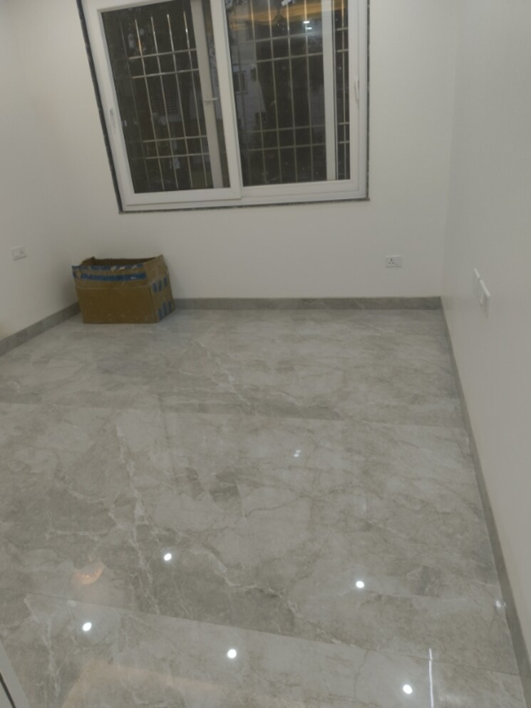 Room, vasant kunj 4 Bedroom 2500 Sq.Ft. Apartment In Vasant Kunj Delhi 9109069