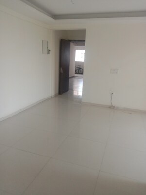 Room in 3 BHK Builder Floor at Ambika Florence Park, North Mullanpur – for Sale