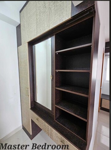 Room in 2 BHK Apartment at INDIS Viva City, Kondapur – for Rent