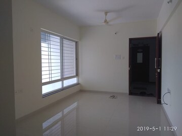 Room in 1 BHK Apartment at Thakar Patliputra Heights, Anand Nagar – for Rent