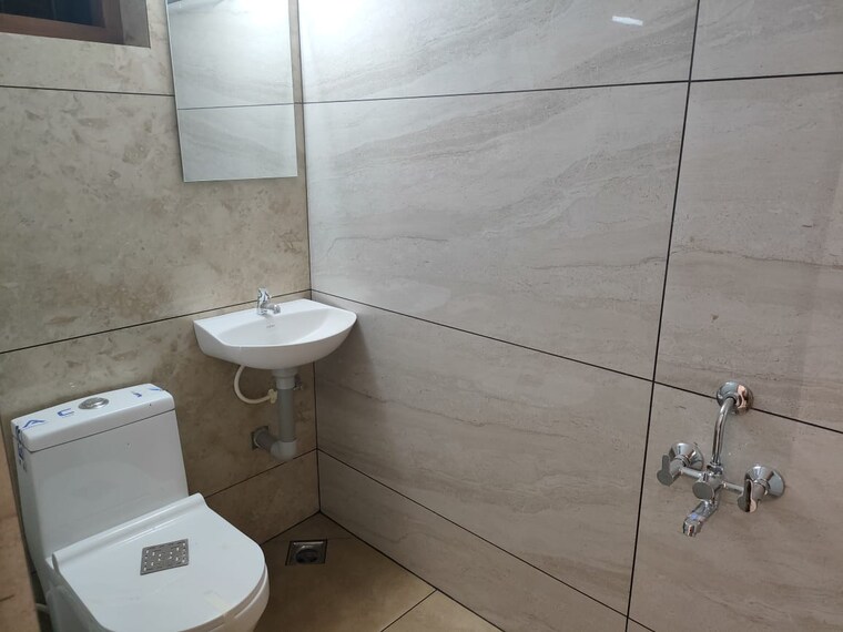 Bathroom, muthuvara 5 Bedroom 2270 Sq.Ft. Independent House In Muthuvara Thrissur 9108970