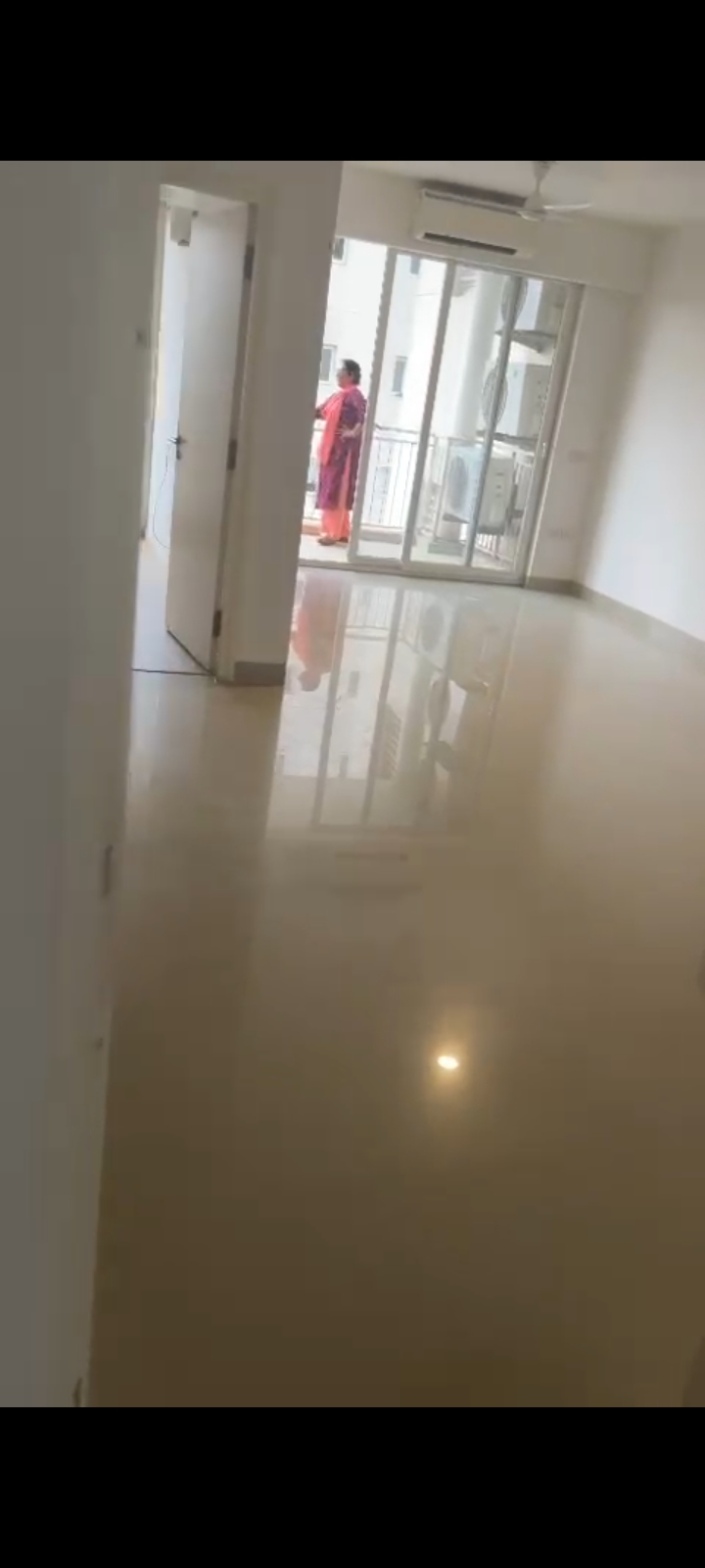 3 BHK + Servant Room Apartment For Sale in Emaar Gurgaon Greens