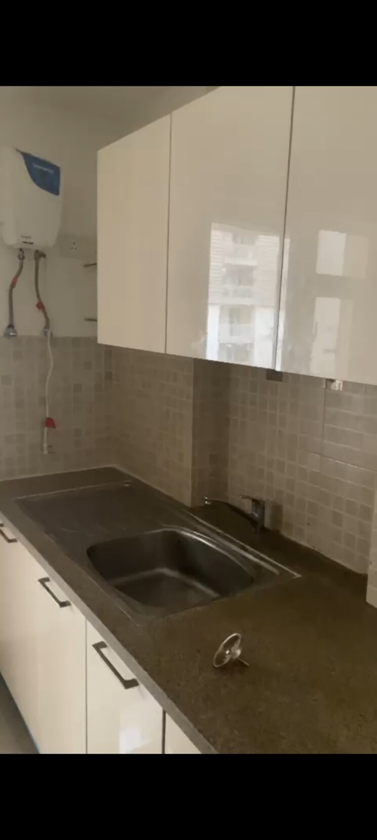 Kitchen, emaar-gurgaon-greens 3 Bedroom 1650 Sq.Ft. Apartment In Sector 102 Gurgaon 9108987