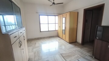 Room in 2 BHK Apartment at Krishnamai Apartments, Worli – for Rent