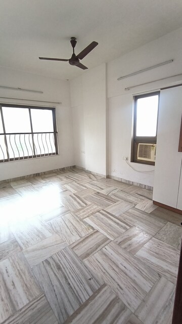 Room in 2 BHK Apartment at Krishnamai Apartments, Worli – for Rent