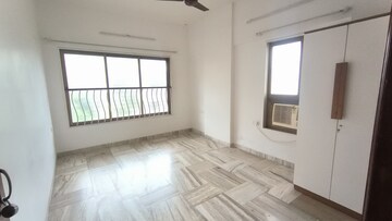 Room in 2 BHK Apartment at Krishnamai Apartments, Worli – for Rent