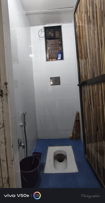Bathroom in 1 BHK Apartment at Sanpada – for Rent